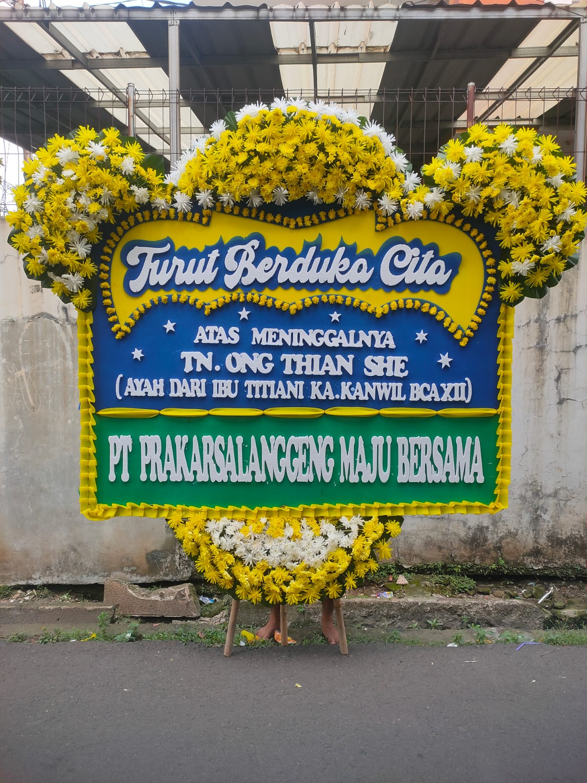 Toko Bunga terdekat dari Rumah Duka St Borromeus Bandung